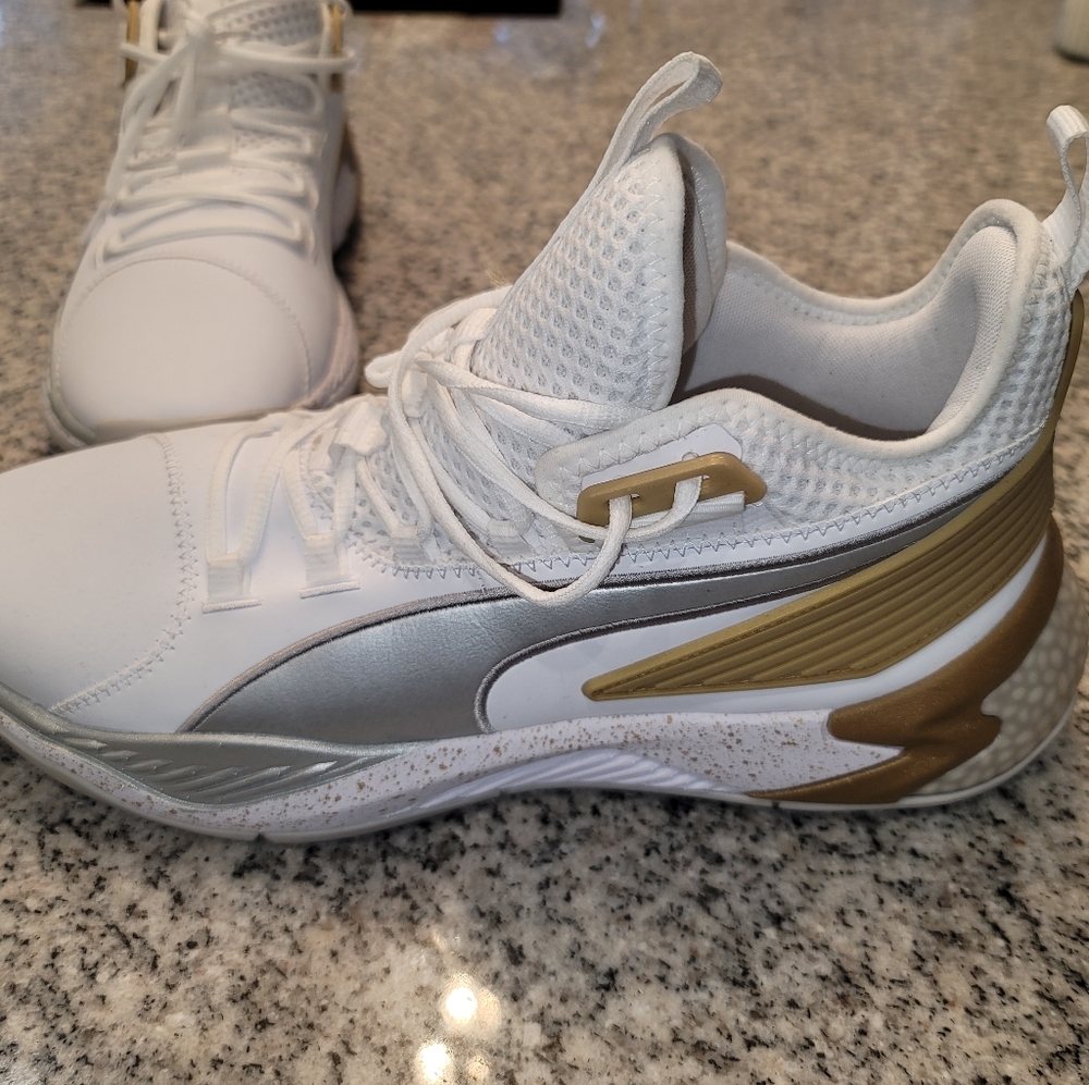 PUMA Mens Uproar Hybrid Court Core Athletic. Size 11.5 US Mens